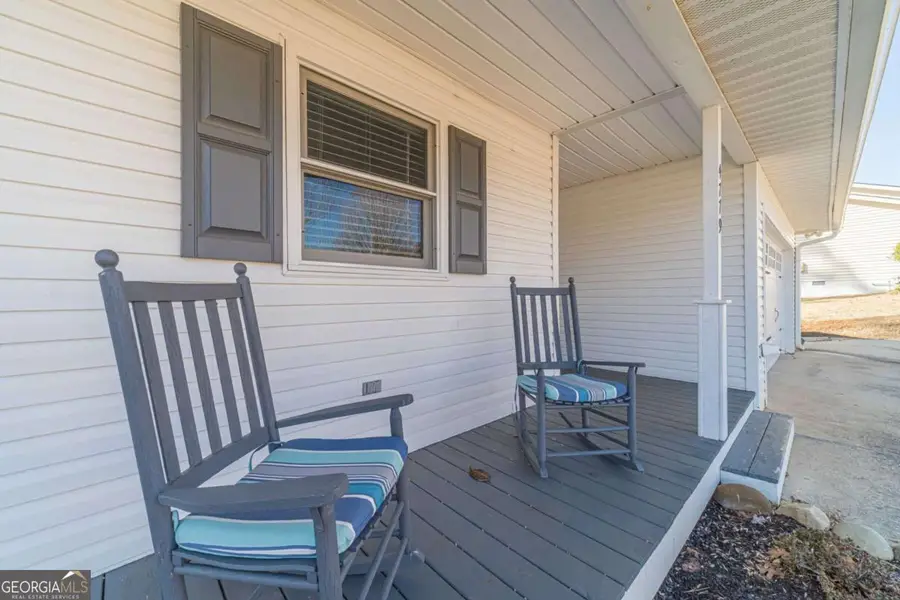 4779 Countryside Drive, Flowery Branch, GA 30542 - #2