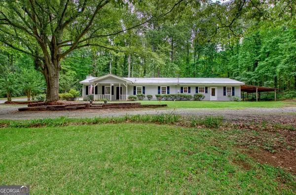 18 Glen Cannon Tr, Newnan, GA 30263
