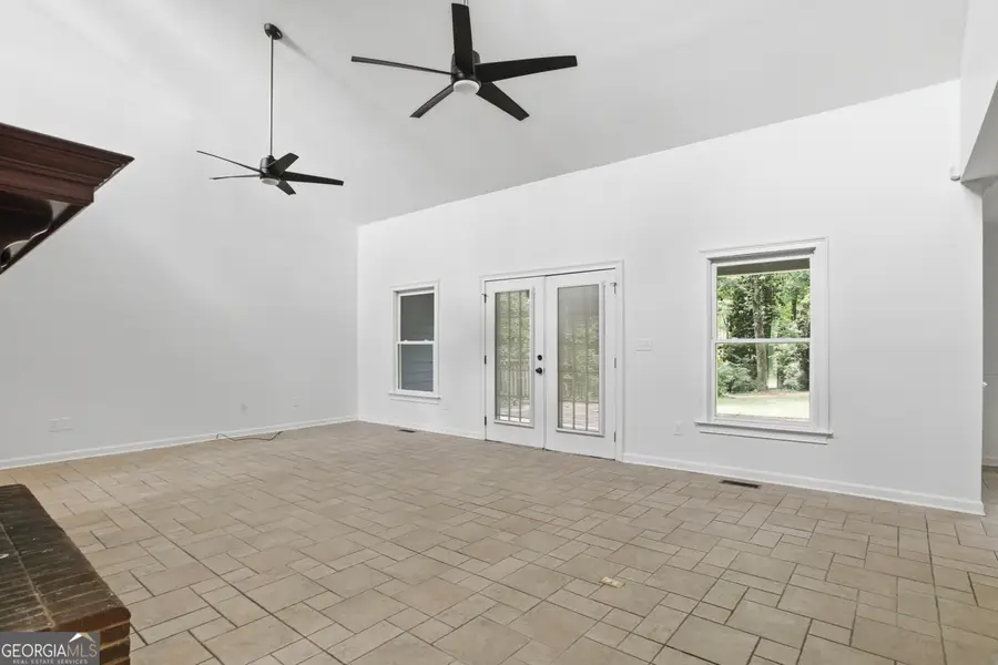 41 Lorraine Valley, Winder, GA 30680 - #3