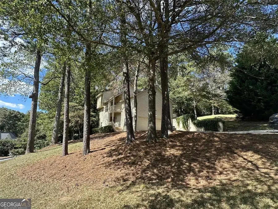 340 Farm Path, Roswell, GA 30075 - #2