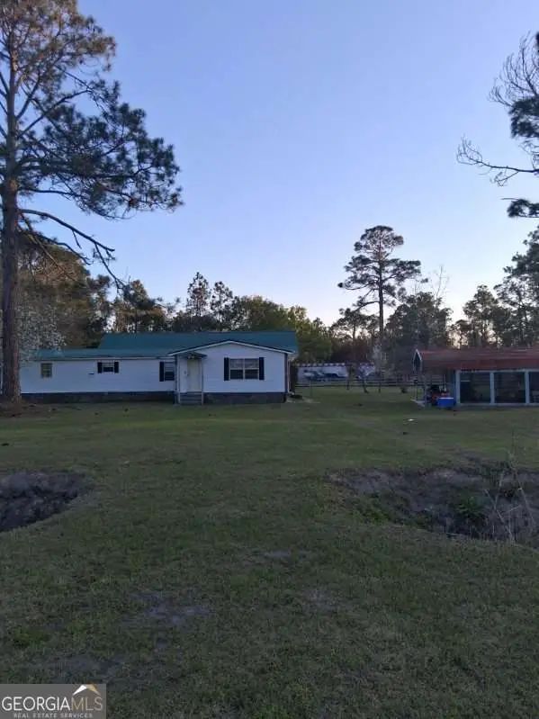 52 Edwards Kirkland Road, Hazlehurst, GA 31539 - #1