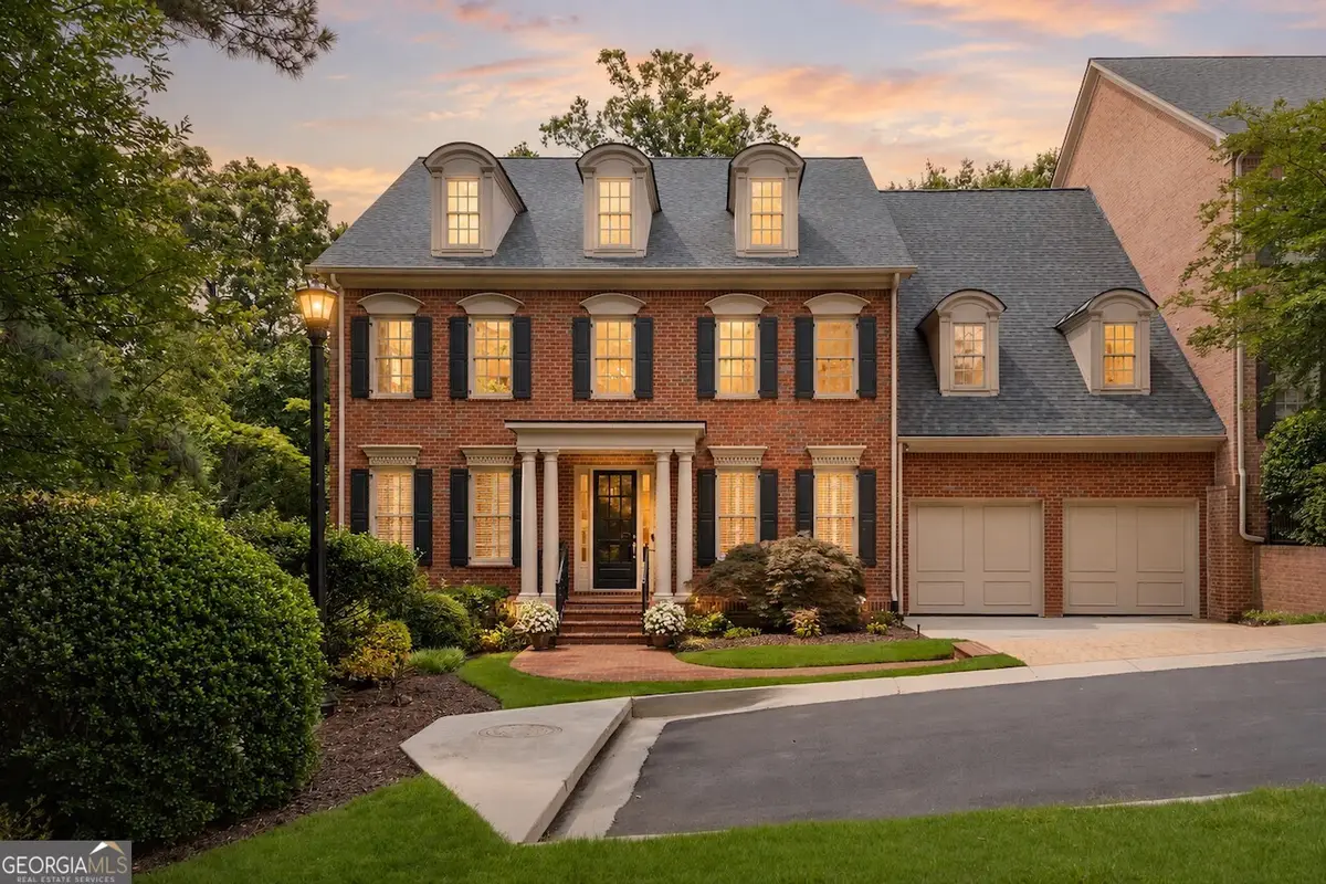 250 Enclave, Atlanta, GA 30342 - #1