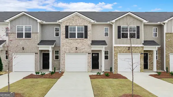 2056 Crossing Road, Stone Mountain, GA 30088