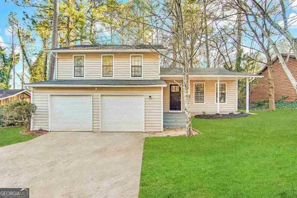 3901 W Wood Path, Stone Mountain, GA 30083