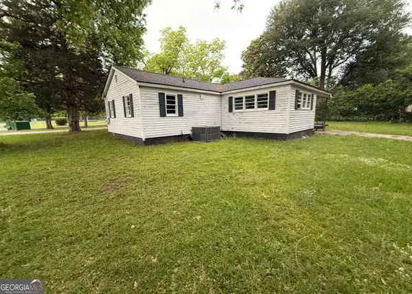 105 Jackson Street, Byron, GA 31008