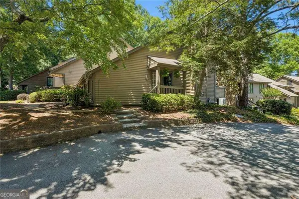 4250 D'youville Trace, Atlanta, GA 30341