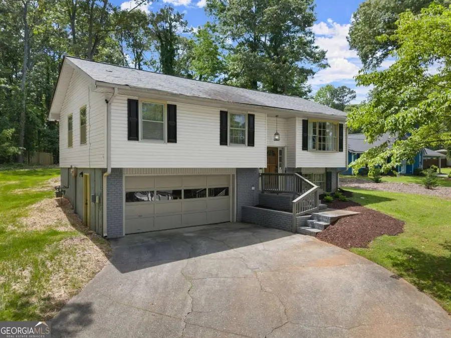 6262 Laurel Wood Trail, Flowery Branch, GA 30542 - #2