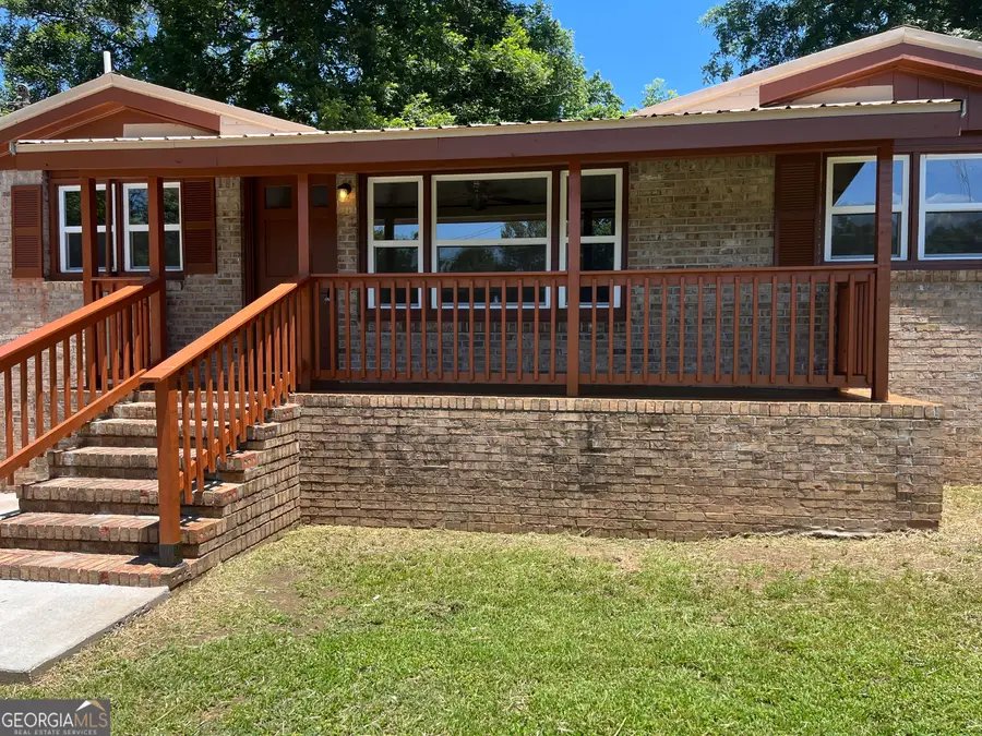 300 Hunt Circle, Manchester, GA 31816 - #2