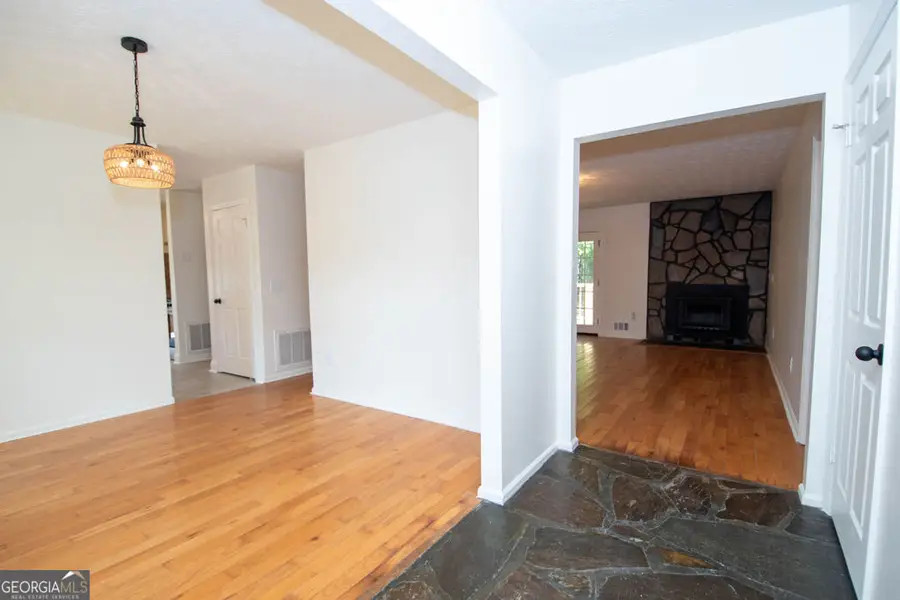 598 Beavers Rd, Grantville, GA 30220 - #3