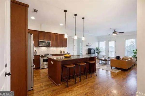 360 Chambers Street #208, Woodstock, GA 30188