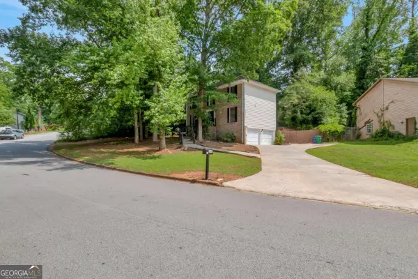 1449 Golf Link Drive, Stone Mountain, GA 30088