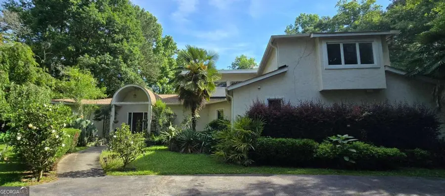 2742 SW Cliffview Drive Sw, Lilburn, GA 30047 - #2