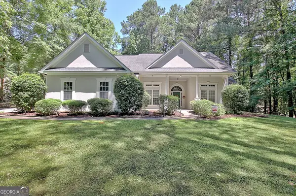 220 Farr Lake Drive, Tyrone, GA 30290