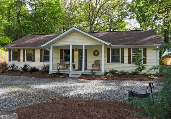 61 Bradley Street, Blue Ridge, GA 30513