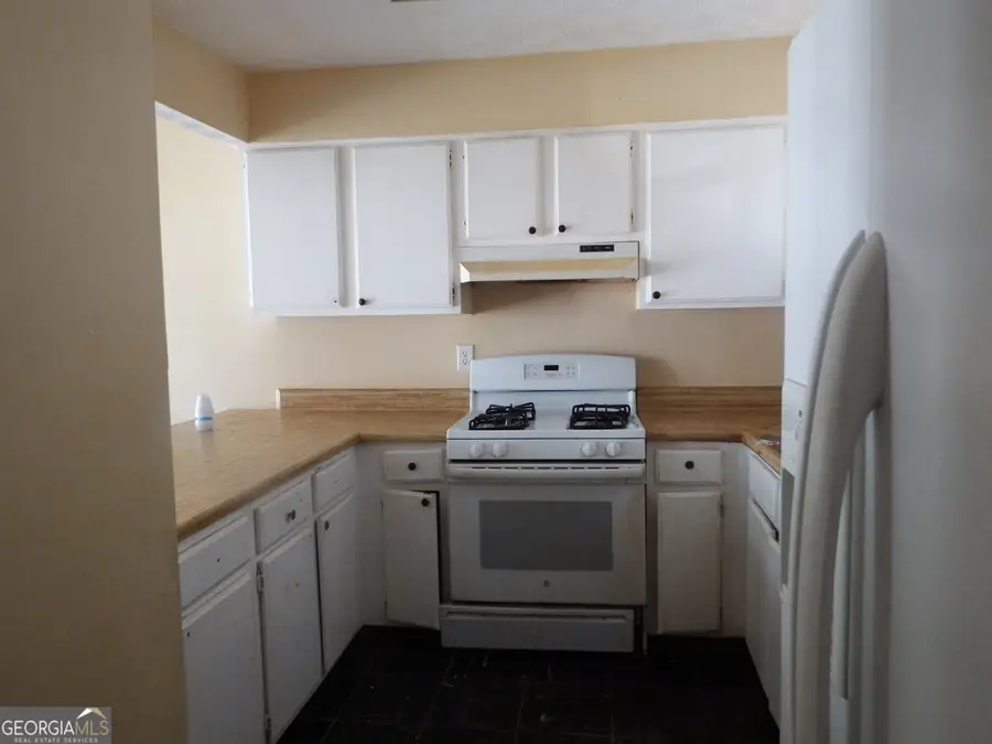 791 Heritage Oaks Drive, Stone Mountain, GA 30088 - #2