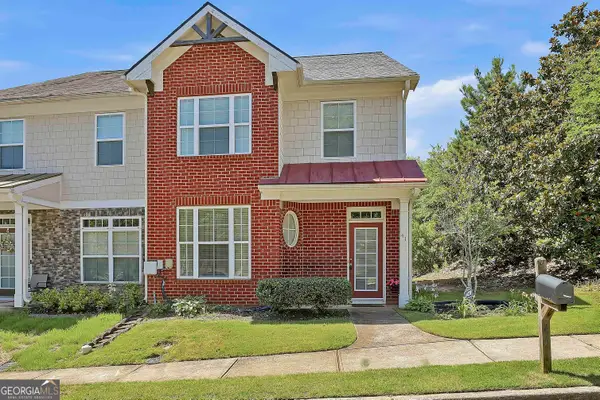 41 Newnan Lakes Drive, Newnan, GA 30263