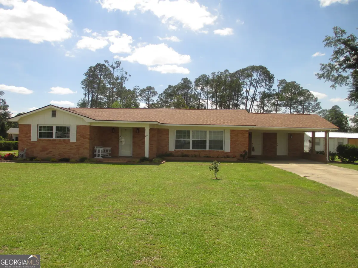 29 Pine Forest Avenue, Hazlehurst, GA 31539 - #1