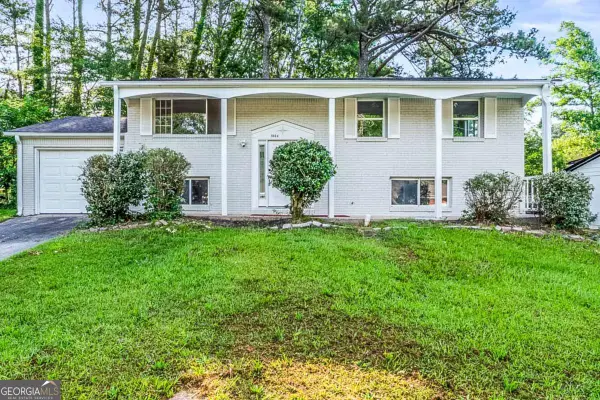 5954 Baywood Lane, Riverdale, GA 30296
