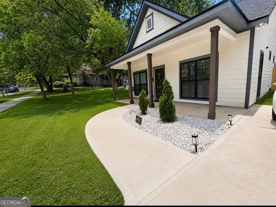 824 W Broad Street, Griffin, GA 30223 - #2