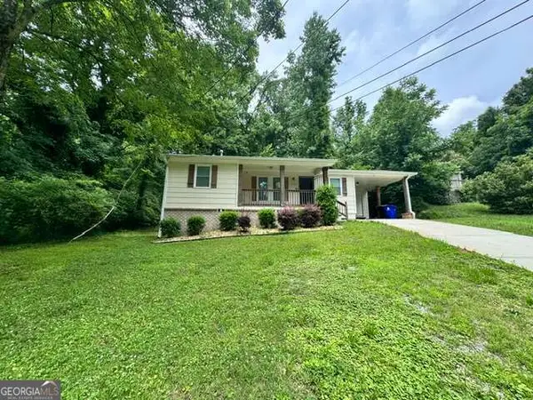 5552 Lakeside Drive, Union City, GA 30291