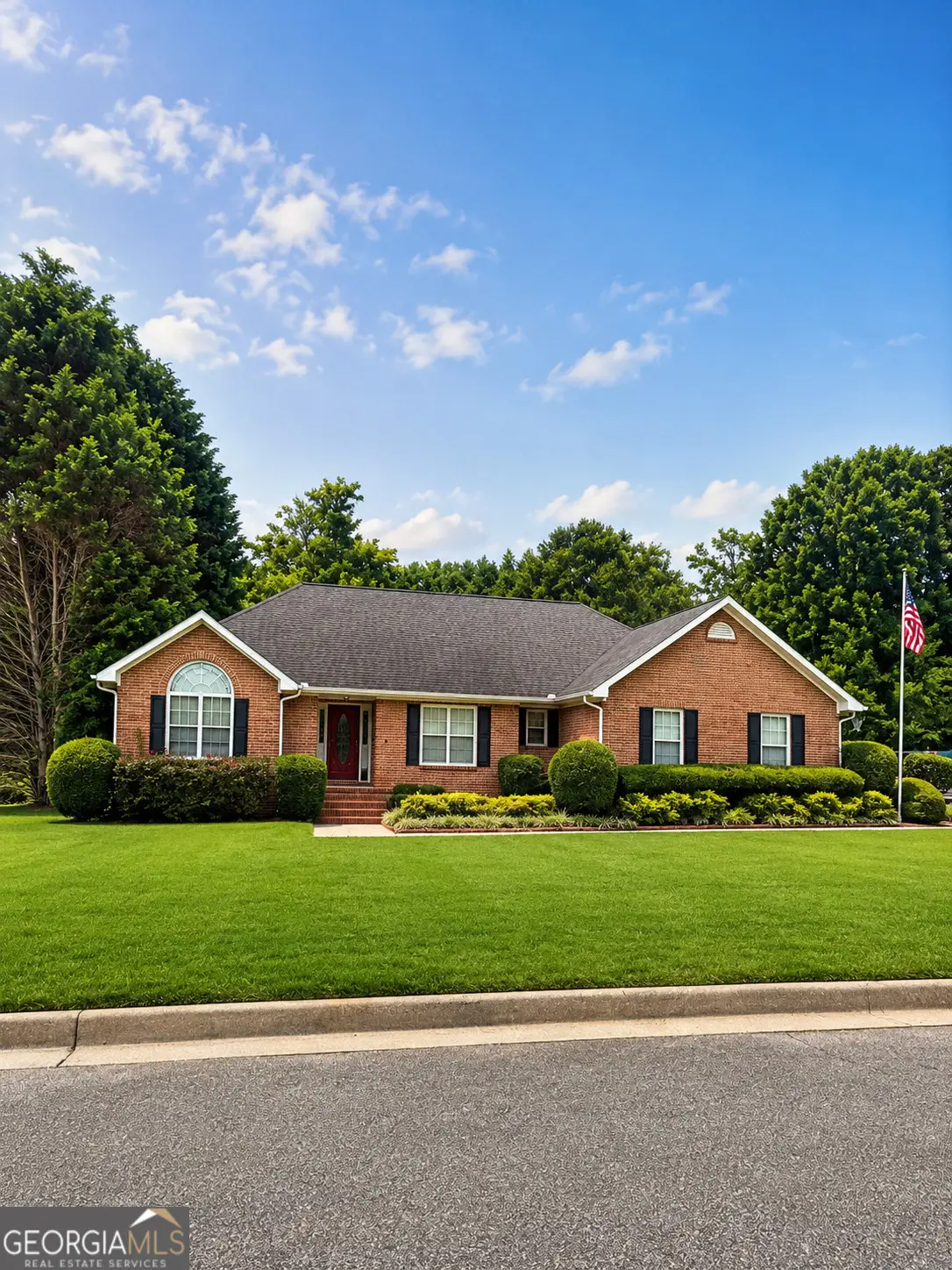 109 Oak Knoll Road, Stockbridge, GA 30281 - #1