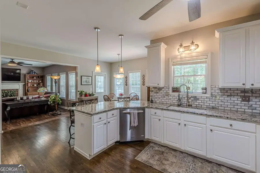 4556 Waldens Farm Court, Powder Springs, GA 30127 - #3