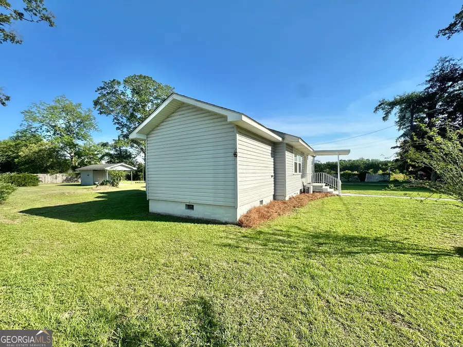 709 Virginia Avenue, Glennville, GA 30427 - #3