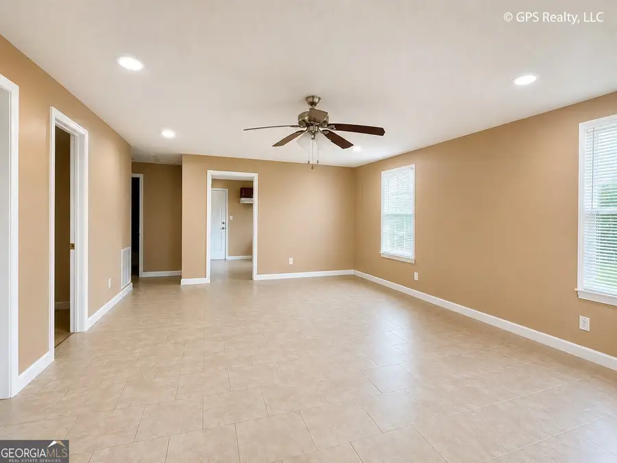 1454 Walnut Street, Macon, GA 31201 - #3