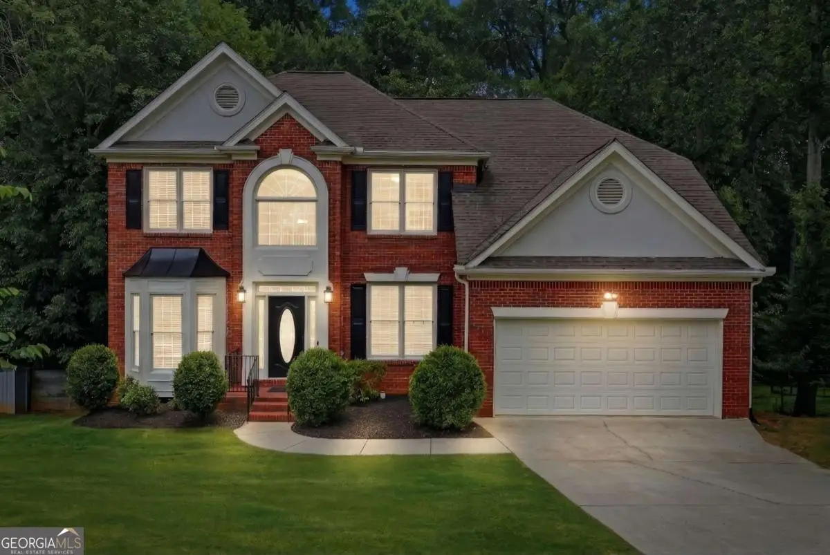 6353 Chestnut Parkway, Flowery Branch, GA 30542 - #1