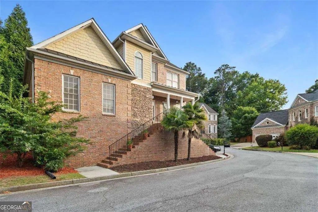 1711 Summit Glen Lane Ne, Atlanta, GA 30329 - #1