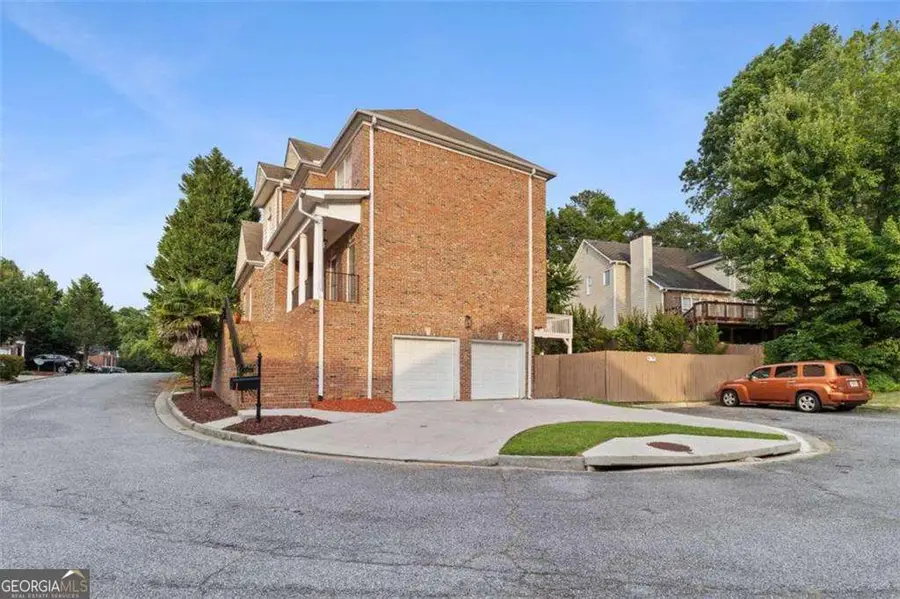 1711 Summit Glen Lane Ne, Atlanta, GA 30329 - #2