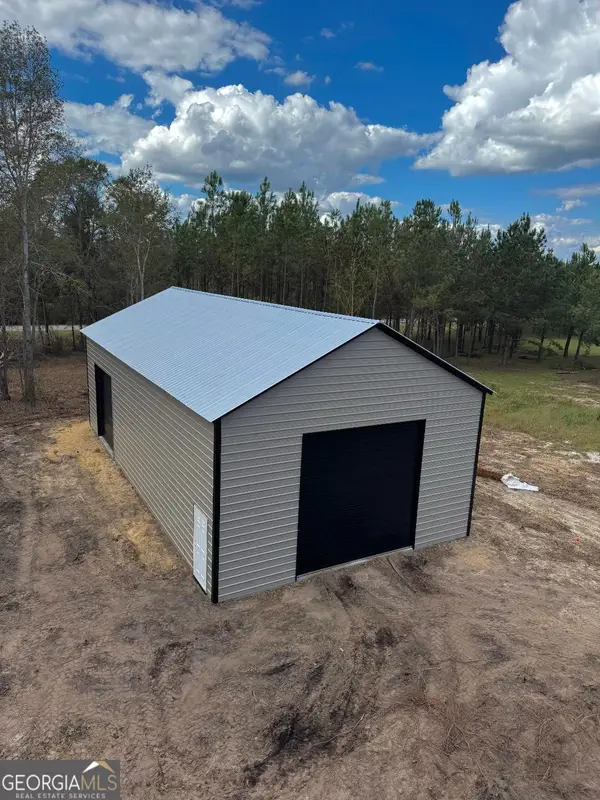 164 Strawberry Circle, Swainsboro, GA 30401