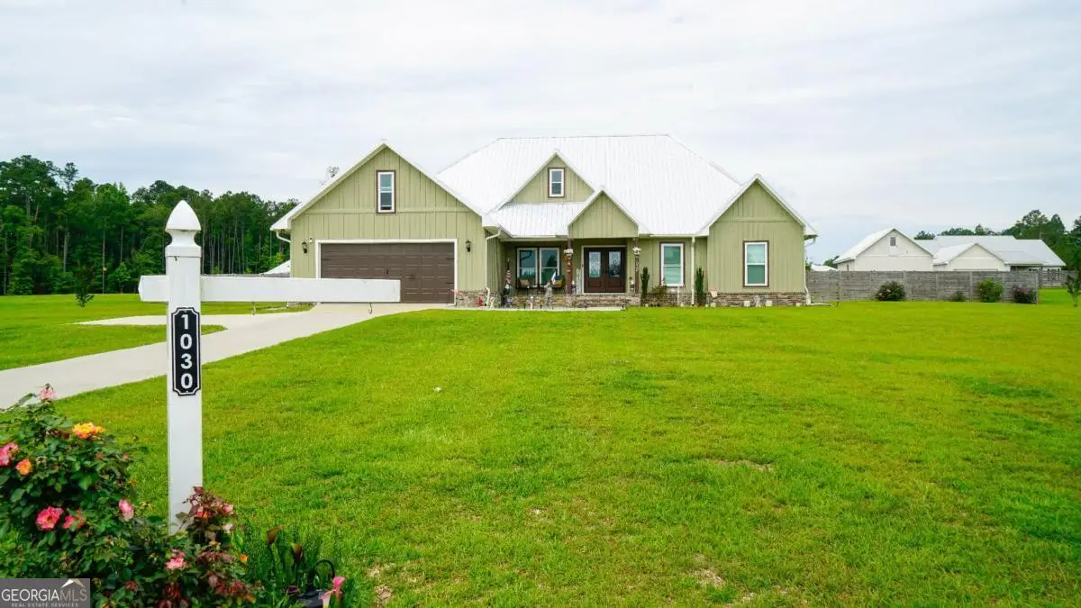 1030 Paris Avenue, Swainsboro, GA 30401 - #1