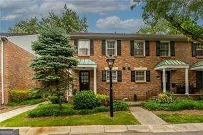 6700 Roswell Road #17A, Atlanta, GA 30328
