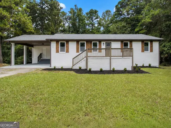 127 Lee Road, Senoia, GA 30276