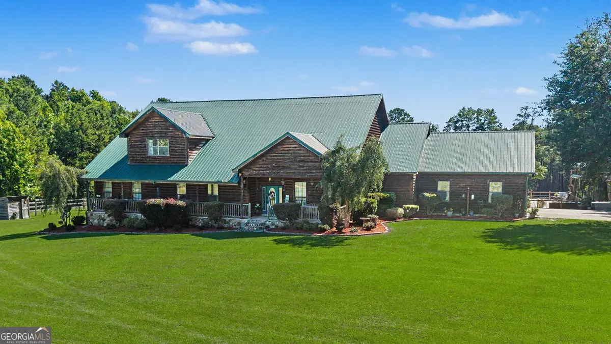 720 Old Dixie Highway S, Springfield, GA 31329 - #1