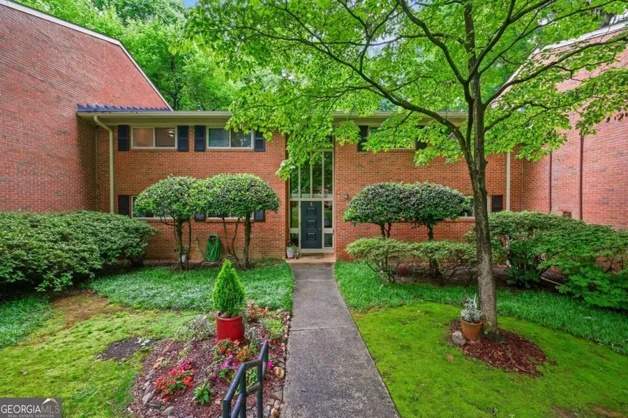 1111 Clairemont Avenue #L3, Decatur, GA 30030 - #3