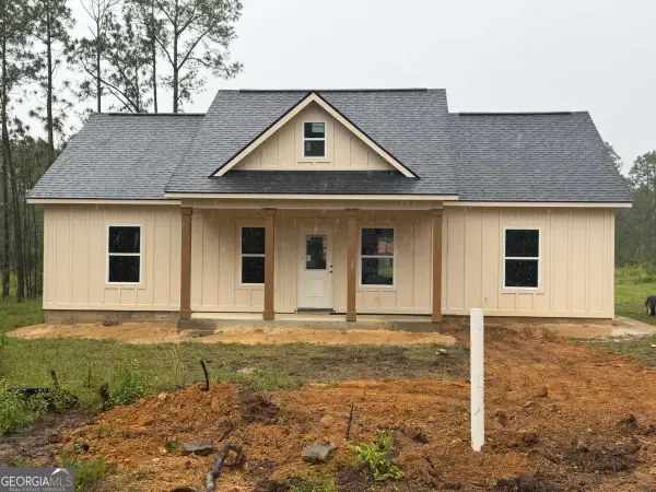 103 Pine Point Circle, Sylvester, GA 31791