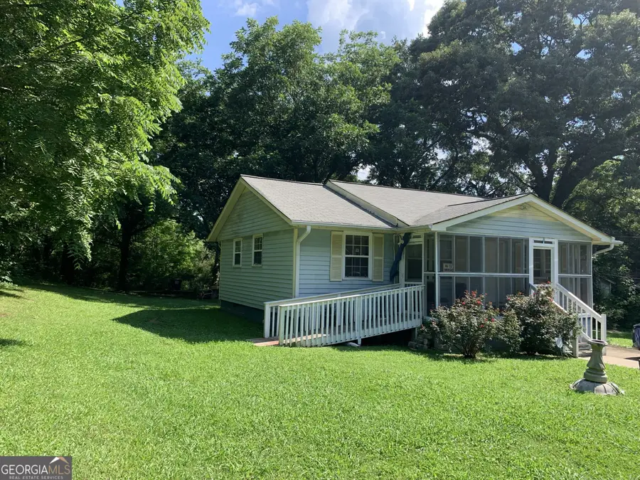 906 Martin Luther King Jr Street, Rockmart, GA 30153 - #2
