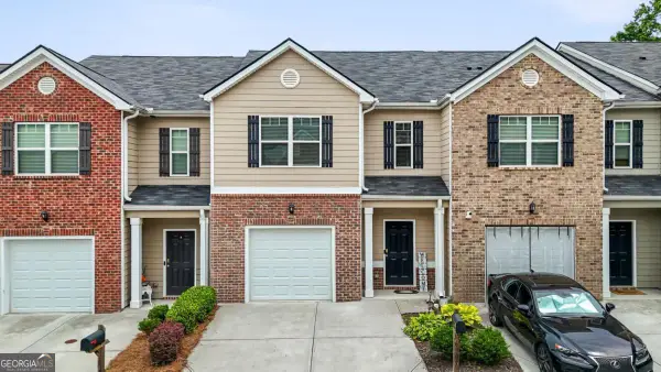 6907 Rogers Point, Lithonia, GA 30058