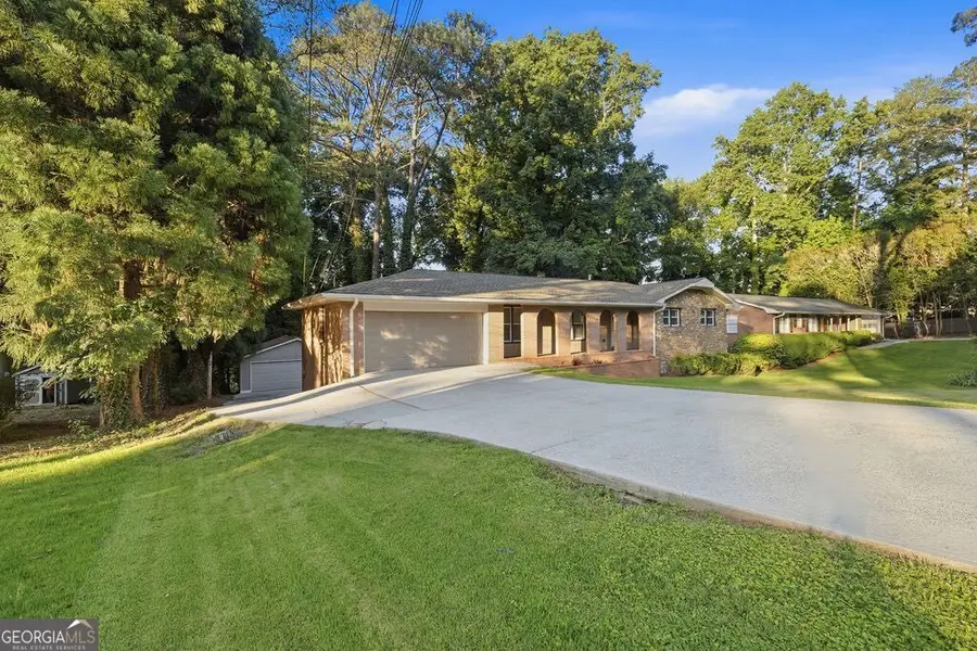 2042 Lake Lucerne Drive Sw, Lilburn, GA 30047 - #2
