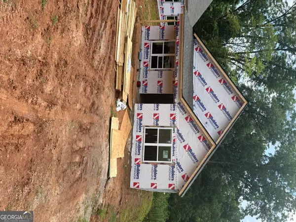 1108 7th Street, West Point, GA 31833