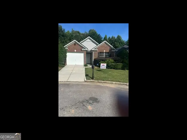678 Lake Circle, Lithonia, GA 30058 - #1