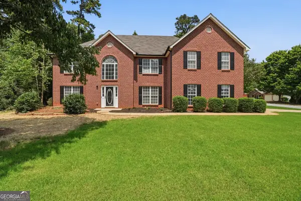 5740 Grove Place Crossing, Lilburn, GA 30047