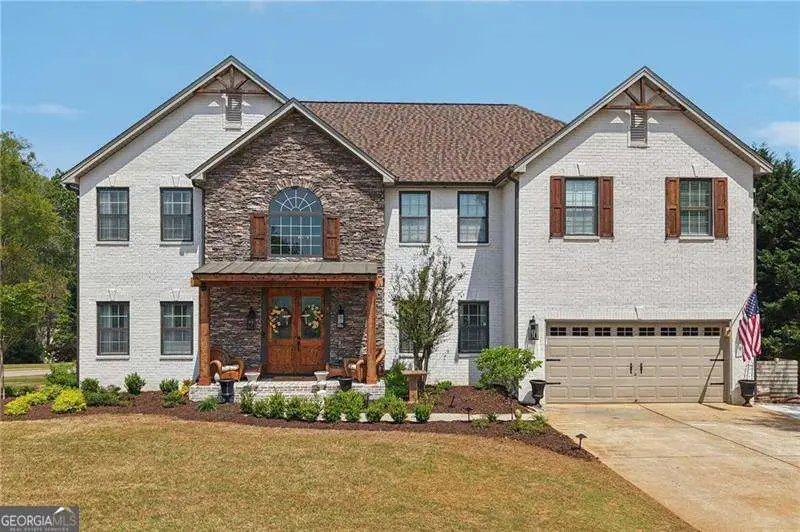 5803 Little Doe Walk, Flowery Branch, GA 30542 - #1