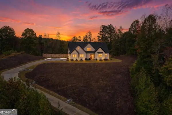 612 Walker Court, Canton, GA 30115