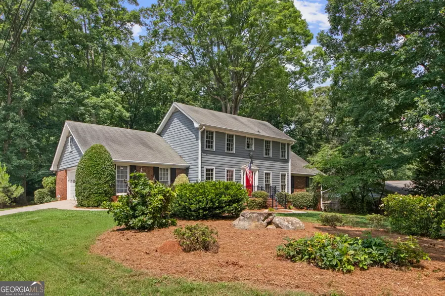 4352 White Oak Drive, Sugar Hill, GA 30518 - #2