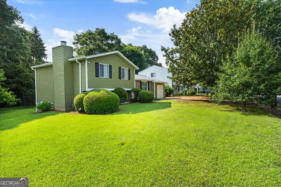 10455 Worthington Hills Manor, Roswell, GA 30076 - #2
