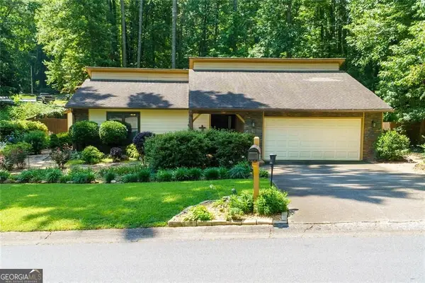 1211 Wade Green Circle Nw, Acworth, GA 30102