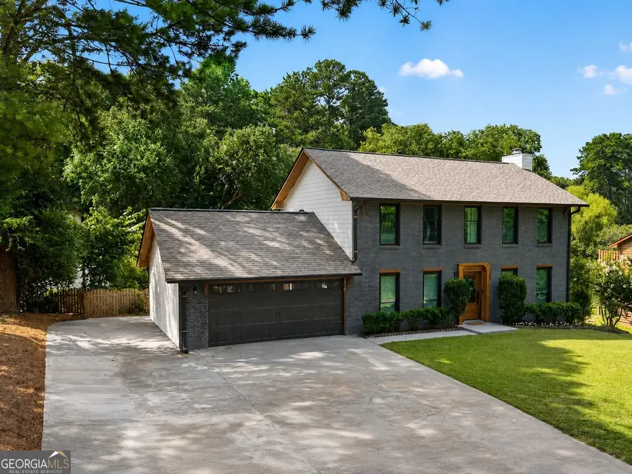 9945 Lake Forest Way, Roswell, GA 30076 - #3